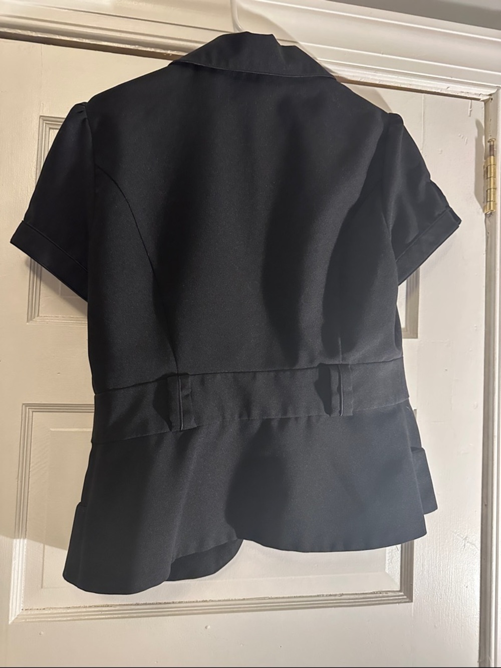 Forever 21 Short-Sleeve Black Blazer Jacket - Picture 2 of 2